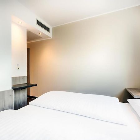 B&B Hotel Nuernberg-Plaerrer Buitenkant foto
