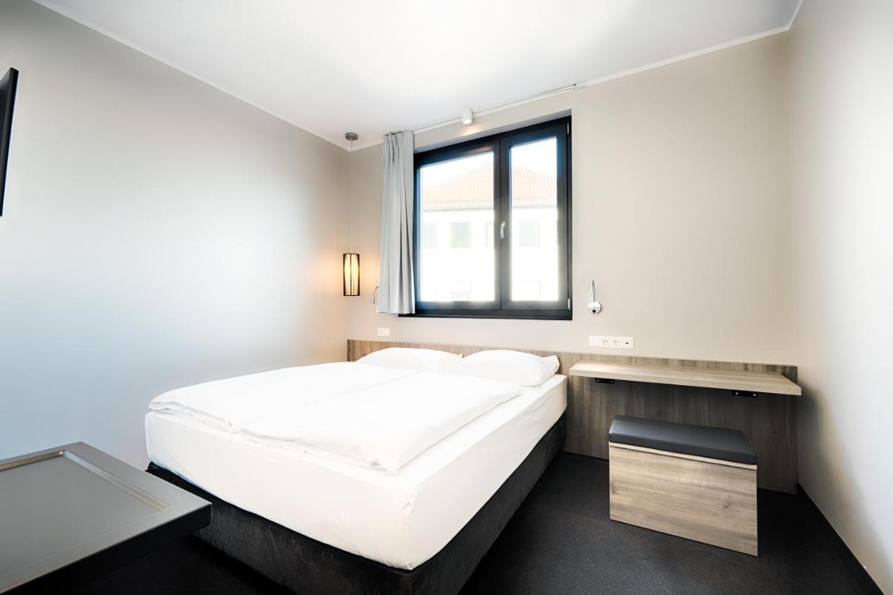 B&B Hotel Nuernberg-Plaerrer Buitenkant foto