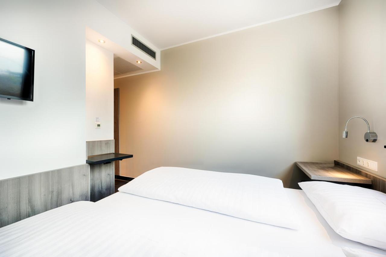 B&B Hotel Nuernberg-Plaerrer Buitenkant foto